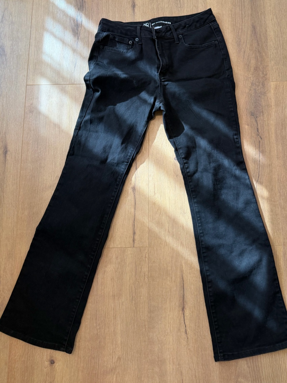 No Boundaries Black Women's Skinny Jeans